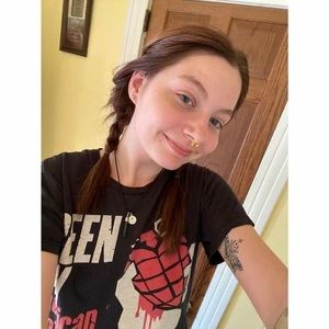 Meet your Posher, Xandra